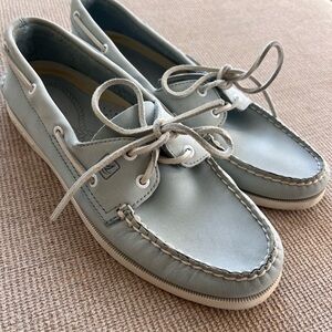 Sperry Women's Authentic Original 2 Eye Lace-Up Boat Shoe